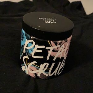 Victoria’s Secret Tease body scrub